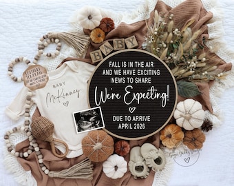 Herbst-Schwangerschaftsankündigung • Bearbeitbare digitale Vorlage • Herbst Baby Enthüllung