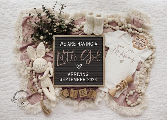 Baby Girl Pregnancy Announcement: Boho It's a Girl Editable Gender