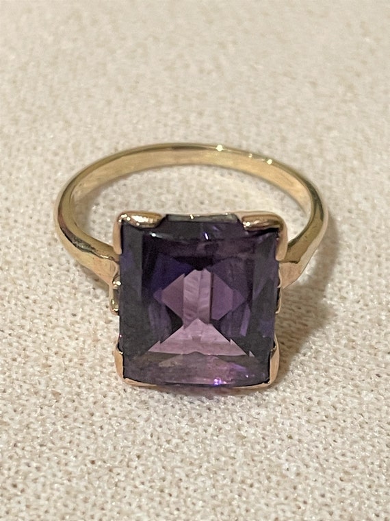 14K Yellow Gold Amethyst Ring - image 4