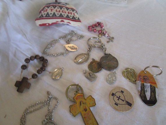 Large Lot Catholic Souvenir Items Medals Keychains Bracelet - Etsy