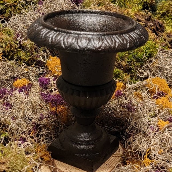 Cast Iron large Classic Metal Miniature Urn Home Garden Wedding Table Candle Floral Fall Decor