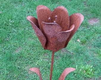 Cut Iron Metal Tulip Flower Plant Stake Garden Landscape Lawn Yard Outdoor Decor