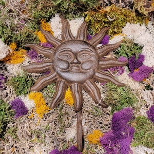 Cast Iron Sun Face Shining Coat Hat Towel Bath Garden Shed Wall Hook Home Decor