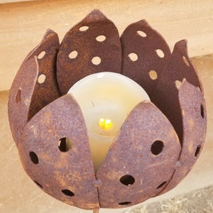 Lotus Candle Holder Stake Garden Lawn Outdoor Yard Home Decor