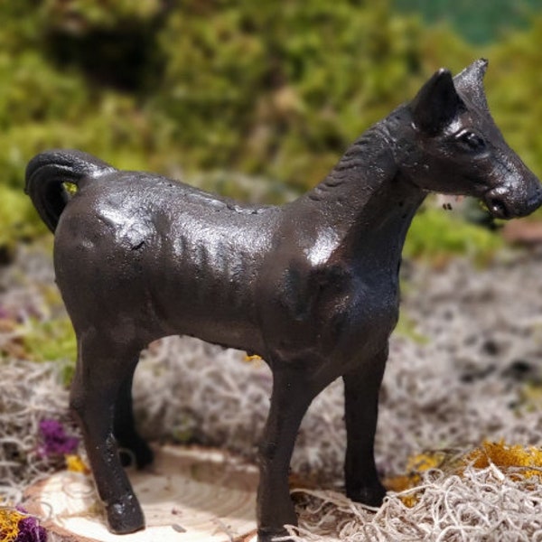vintage cast Iron horse Farm Figurine Statue Home Decor