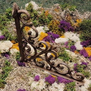 Cast Iron Set/2 Small Ornate Bracket Brace Home Wall Shelf Table Garden Decor