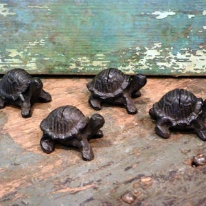 Cast Iron Set of 4 Turtle  Photo Card Wedding Party Holder Home Garden Office Decor