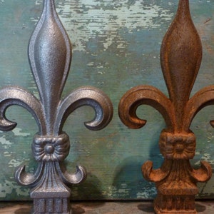 Cast Iron Metal Fleur-de-Lis Finial Home Garden Yard Lawn Fencing Hardware Decor