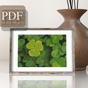 LUCKY CLOVER - Cross Stitch Pattern pdf, Instant Download, Realistic Flower Pattern, Counted Cross Stitch Pattern, Modern  Embroidery Chart