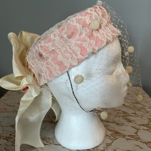 Vintage Whittall & Shon pillbox hat