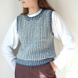 Knitting Pattern - Wave Vest