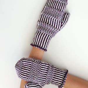 Knitting Pattern Static Mittens image 5