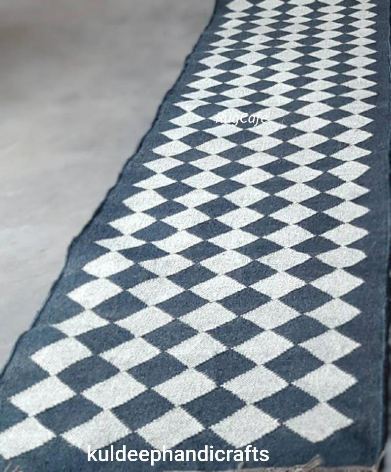 2x6 Ft Runner  Black And White Kilim Rug,Handwoven,Jute Rug Handmade Kilim Dhurrie Rug Traditional Indian Geometric Home Oriental