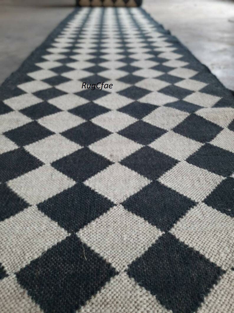 2x6 Ft Runner Black And White Kilim Rug,Handwoven,Jute Rug Handmade Kilim Dhurrie Rug Traditional Indian Geometric Home Oriental