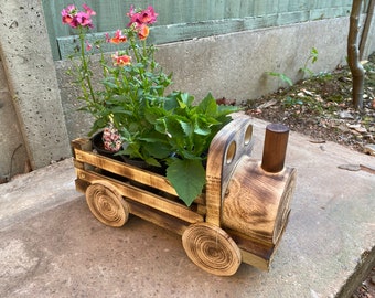 Novelty Plant Pot Holder / Truck Plant Pot Holder