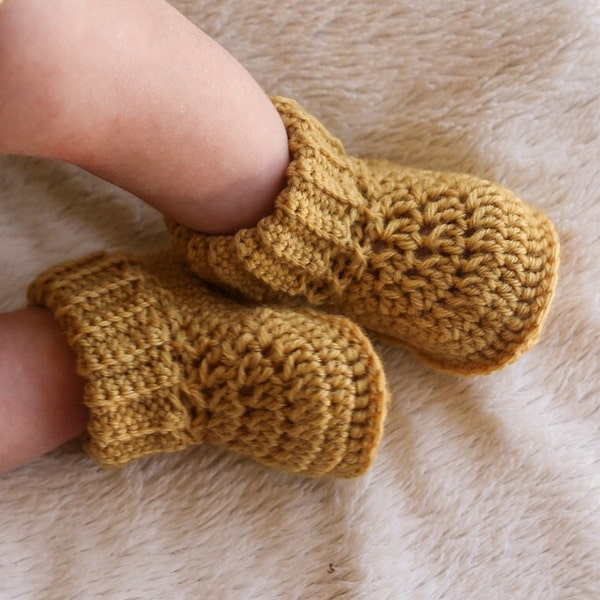 Classic Rib Booties Pattern