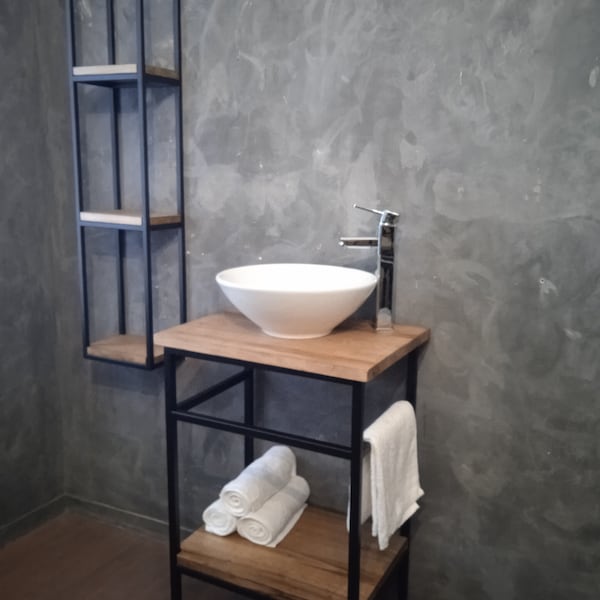 Meuble de salle de bain design industriel, étagère en bois, cadre en acier, revêtement en poudre noir mat, lavabo, meuble de salle de bain, salle de bain design