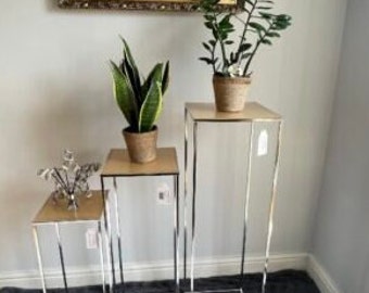 Silver Metal Flower Stand: Wedding Centerpiece Pedestal with Acrylic Pad