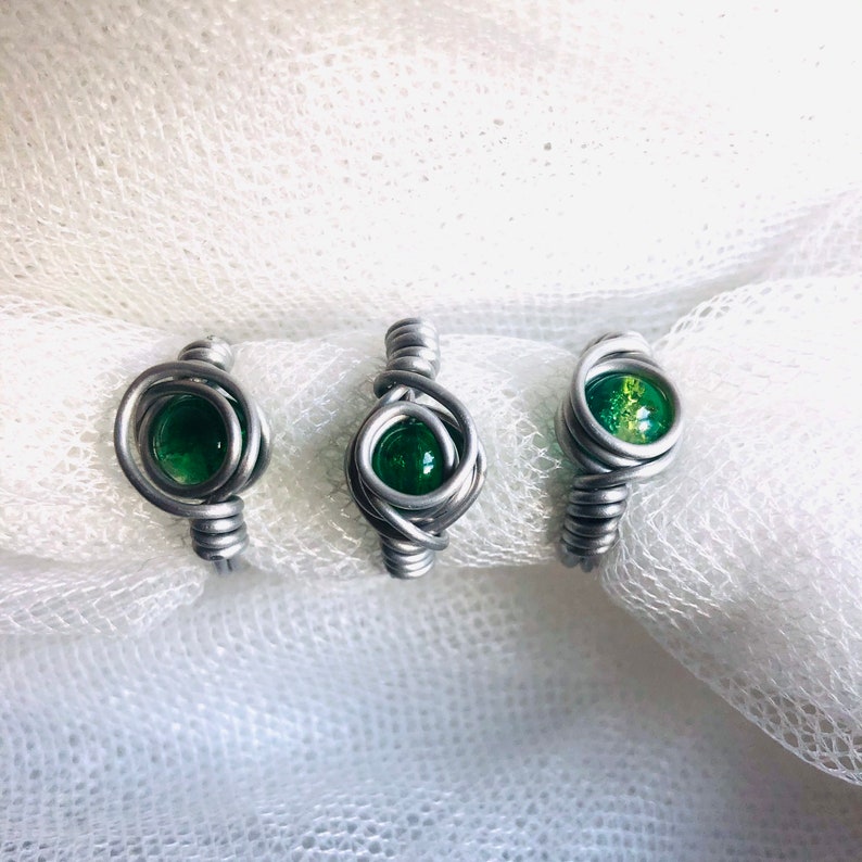 Funky wire rings
