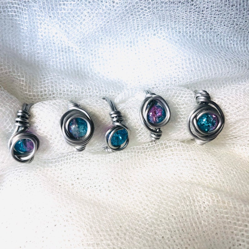 Funky wire rings