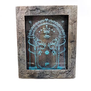 Illuminated Doors of Durin 2