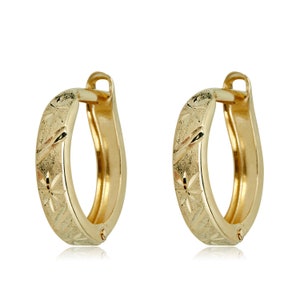 10K Yellow Gold Diamond-Cut Petite Huggie Hoop Earrings