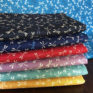Dragonfly Tonbo Traditional Japanese Fabrics Cotton 19.90 Euro/Meter Sold by the Meter || Japan Fabric by the yard (18.31 Euro/yard)