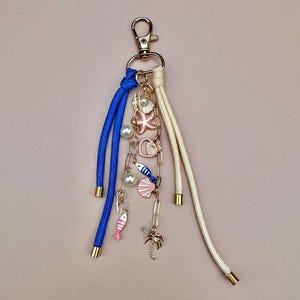 Coastal Bag Charm Seashell Custom Handbag Accessory Tropical Beach Accent Pearl Bag Keychain Ocean Theme Bag Charm Nautical Mermaid Core