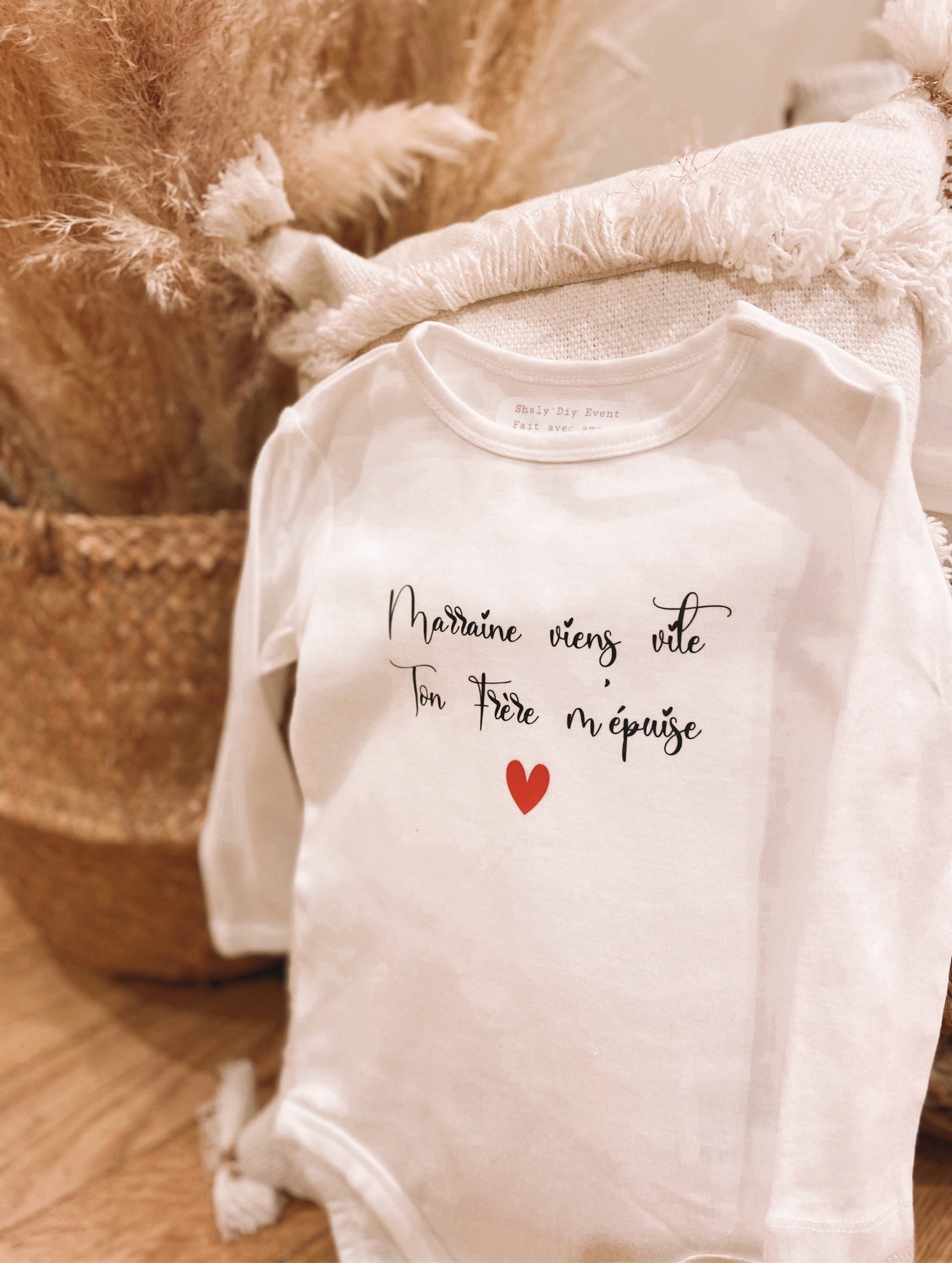 Body personnalisé pour bébé fille, barboteuse personnalisée avec nom de bébé,  vêtements imprimés à guirlandes, cadeau