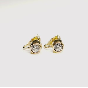 Christian Dior Vintage Gold Tone Stud Style Clip-on Earrings