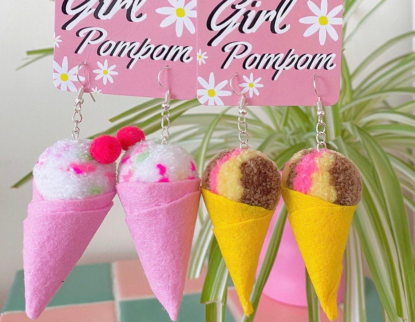 Girlpompom - Girlpompom 