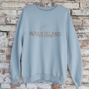 Mako Island H2O Just Add Water Crewneck Sweatshirt, Retro Minimalistic Gold Coast Australia Hoodie, Soft Mermaid Graphic Tee Sweatshirt