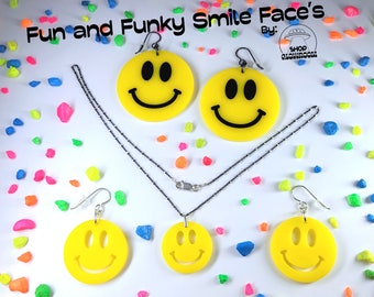 Smiley Face Earrings • Smiley Face Necklace • Funky jewelry • Retro Jewelry • Hippie Jewelry • Summer Accessories