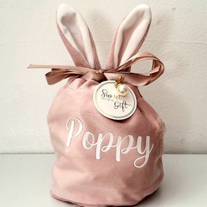 Personalised easter Bags,  Gift Pouch, velvet bunny bag, Treat bag, easter Eggs, gift for her, Easter Gift Bag, personalised gift, bunny bag