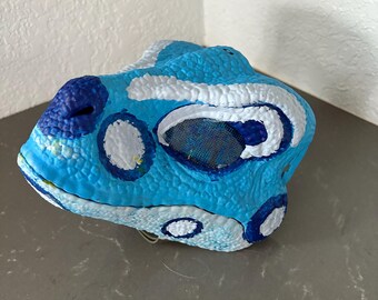 Blue spotted raptor mask