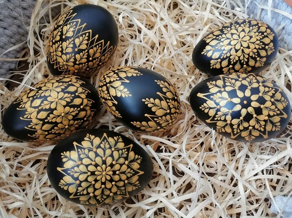 Véritables œufs de poule, décoration de Pâques or noir, œufs de Pâques  comme décoration, œuf de