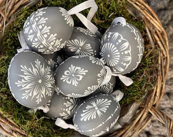 Real chicken eggs, Easter eggs as decoration | Hen egg painted | Different colours, Easter gift, Easter decorations, hand-painted, 2.3 inch