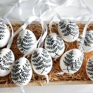 Easter decoration black and white, real chicken eggs, Easter eggs as decoration, hen egg hand-decorated, Easter gift | Easter decorations, hand-painted, 6 CM