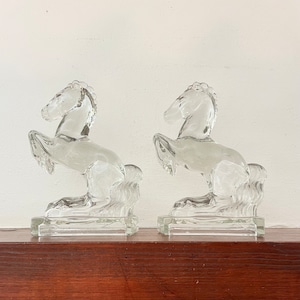 L E Smith clear glass rearing horse book end statues, MCM horse bookends, vintage horse decor, Glass Horses, Vintage glass horse, horse gift