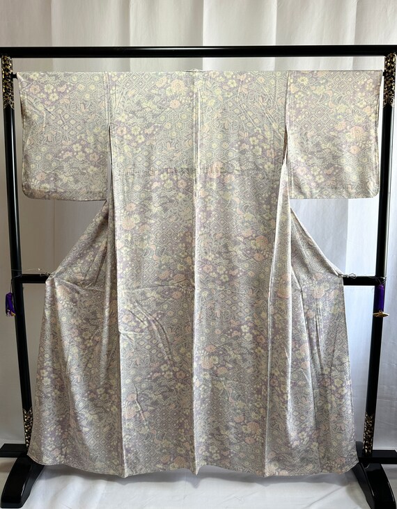 Vintage Japanese Silk kimono -  Beautiful Kimono - image 1