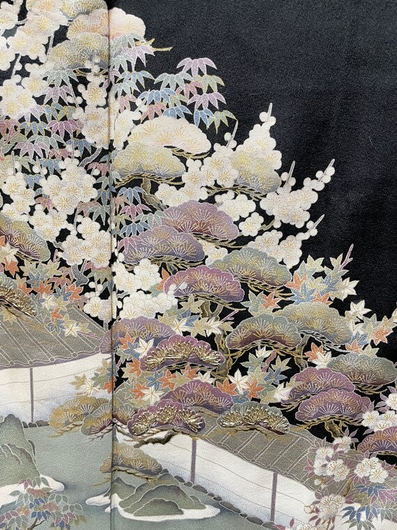 Vintage Japanese Silk kimono - Kuro tomesode with… - image 3