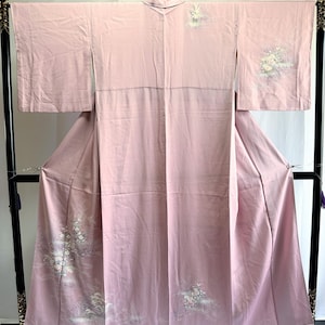 Vintage Japanese Silk kimono -  Beautiful pattern