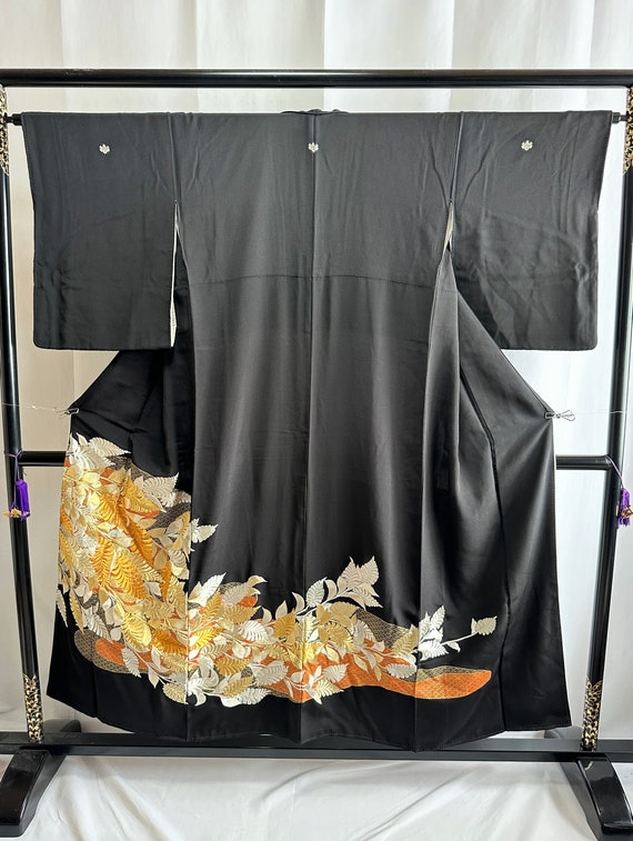 Vintage Japanese Silk kimono - Kuro tomesode with… - image 1