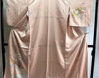 Vintage Japanese Silk kimono -  Beautiful pattern