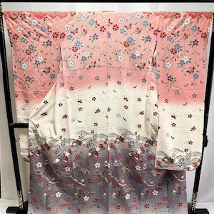 Vintage Japanese Silk kimono -  Furisode with Beautiful Bingata Pattern