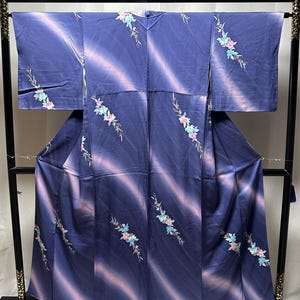 kimono japonais vintage en soie - Beau motif