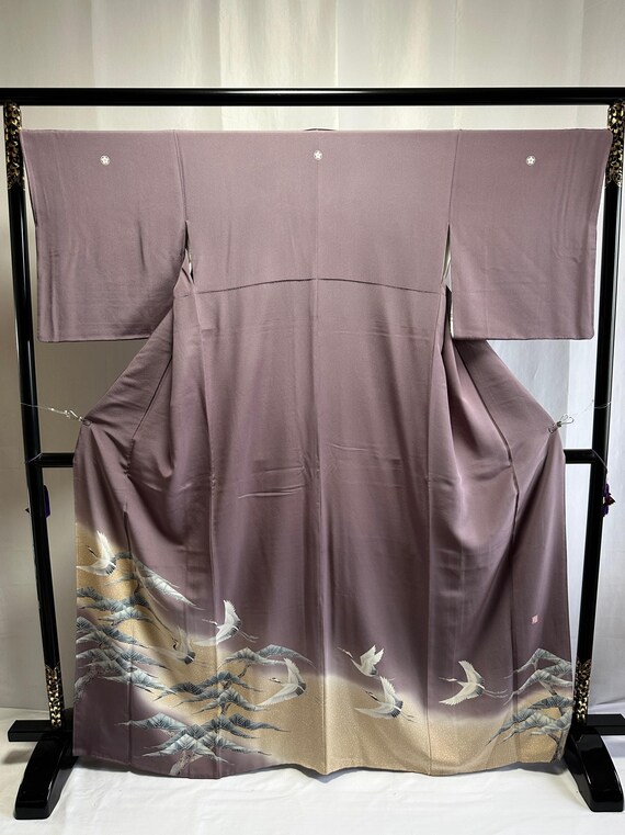 Vintage Japanese Silk kimono - Tomesode with Beautiful embroidary