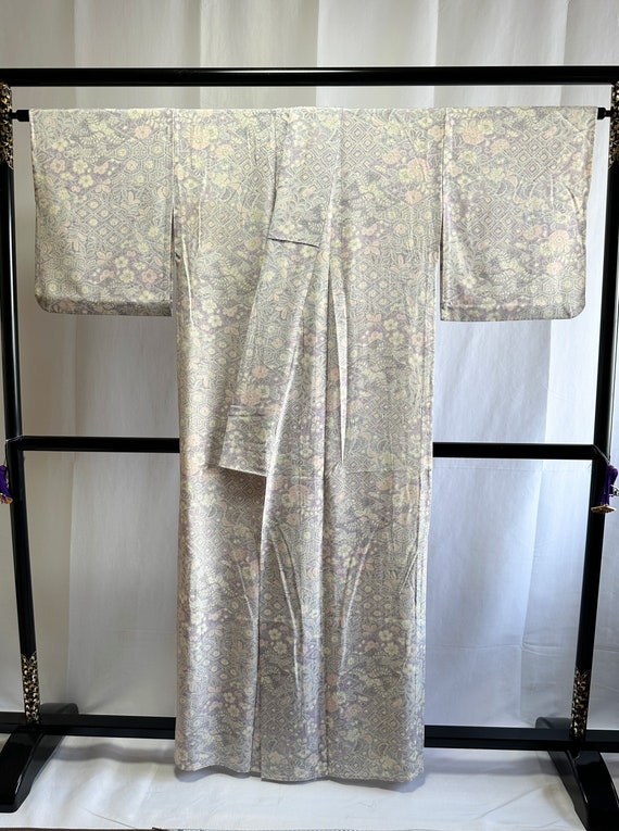 Vintage Japanese Silk kimono -  Beautiful Kimono - image 2