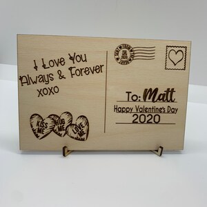 Personalisierte Holz Postkarte mit Stand Valentinstag Geschenk