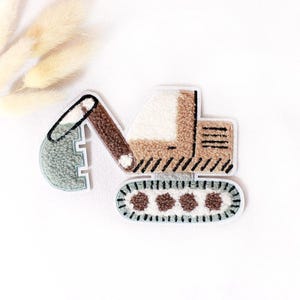 Chenille patch: Bouwplaatschaos, graafmachine, turquoise | 8 x 12 cm